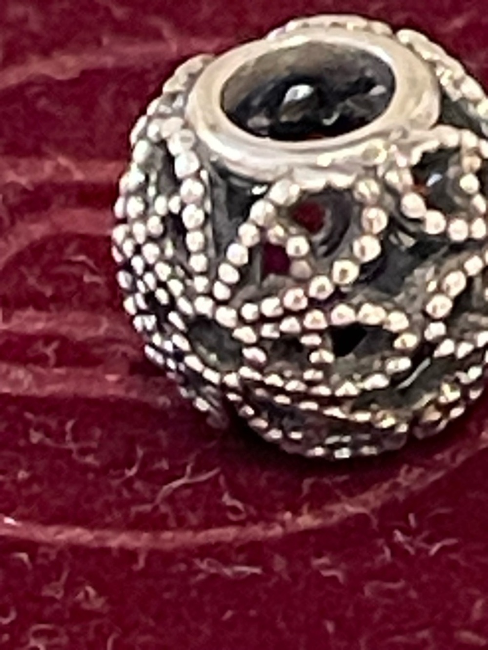 💯% Authentic Pandora “RETIRED “ Openwork Roses Charm - Picture 7 of 7
